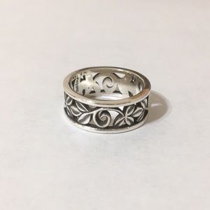 James Avery vine ring. Size 6.